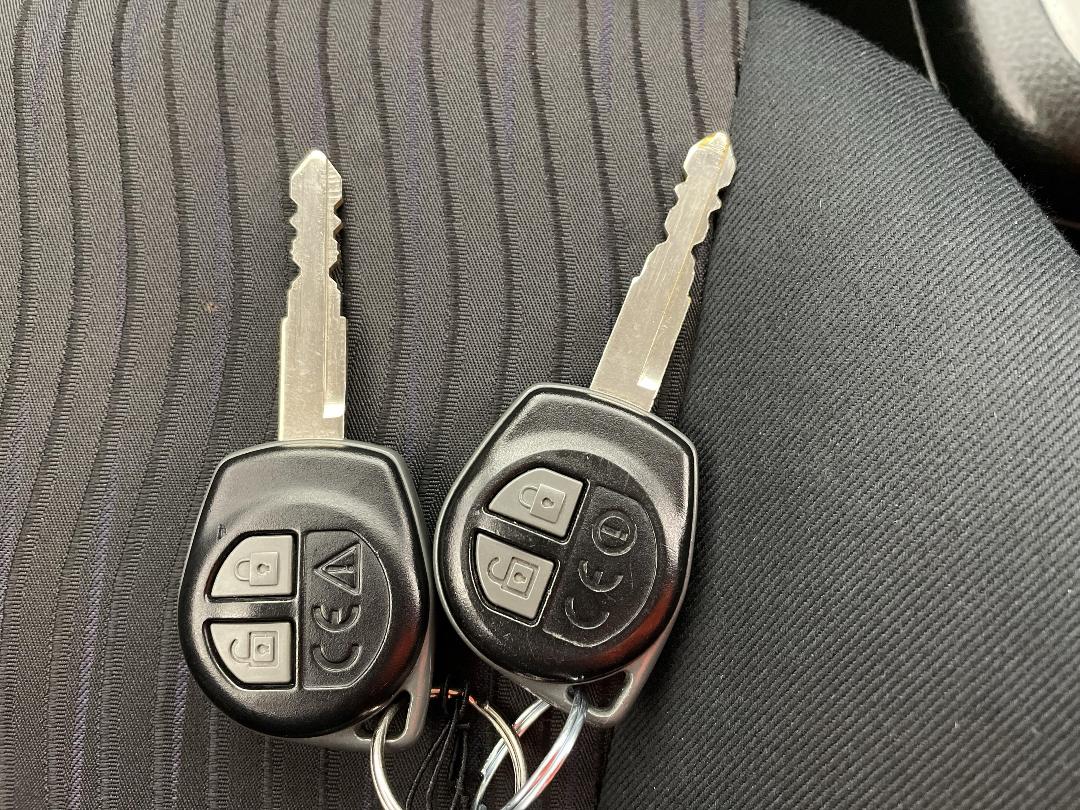 Photo '22' of Suzuki Swift