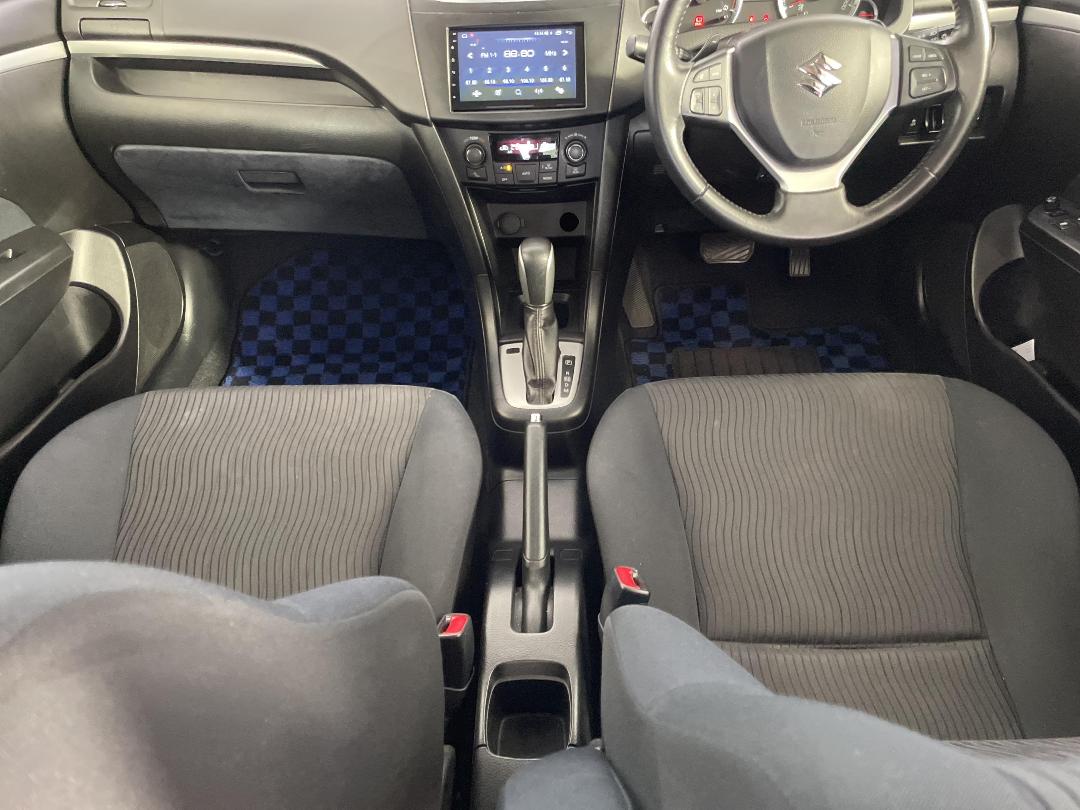 Photo '18' of Suzuki Swift Photo '18' of Suzuki Swift