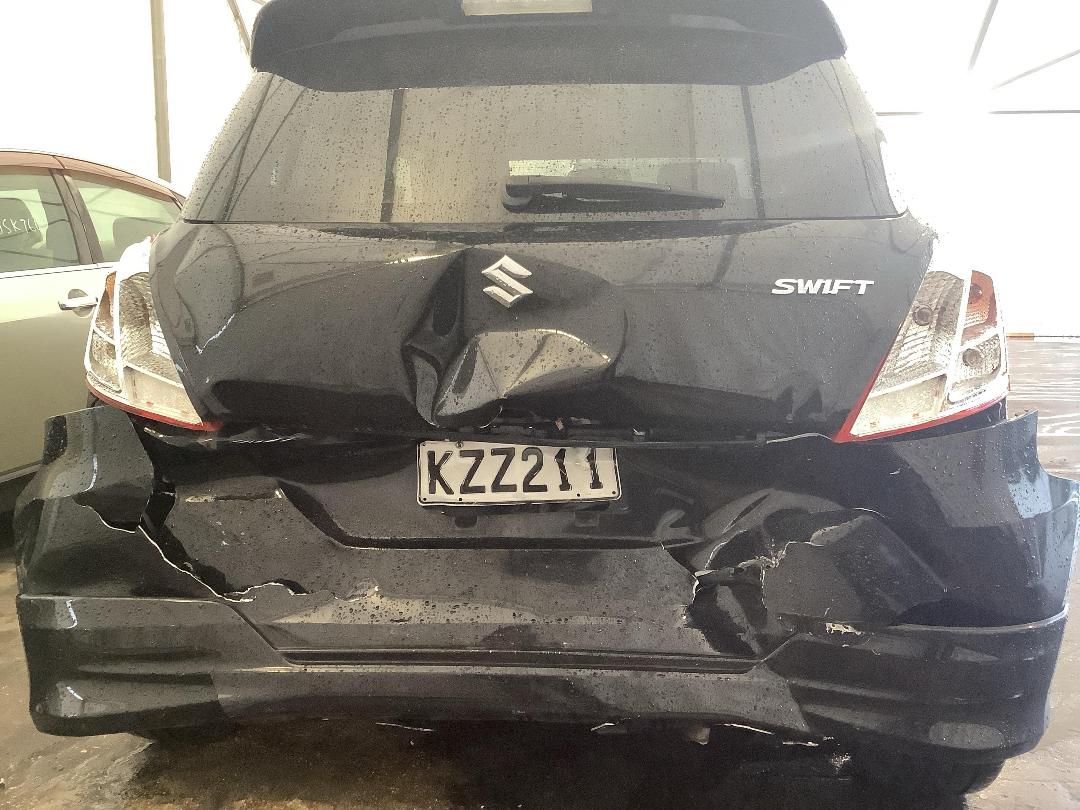 Photo '4' of Suzuki Swift Photo '4' of Suzuki Swift