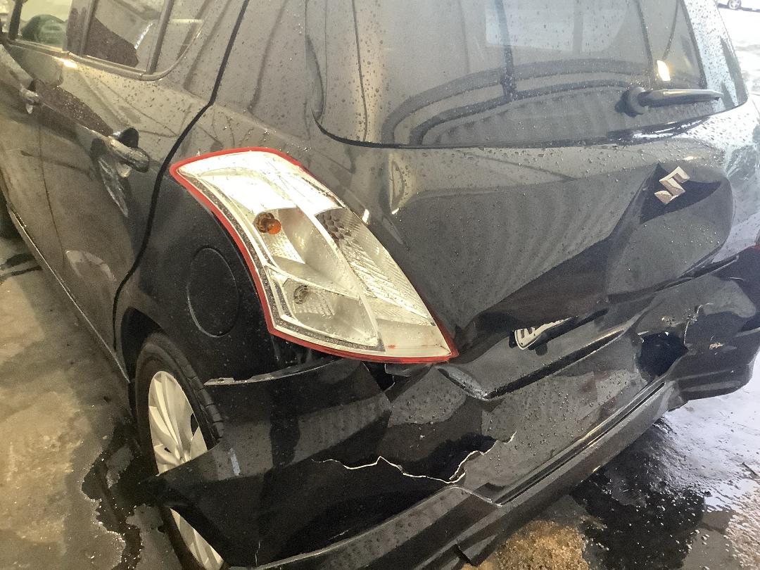 Photo '6' of Suzuki Swift Photo '6' of Suzuki Swift