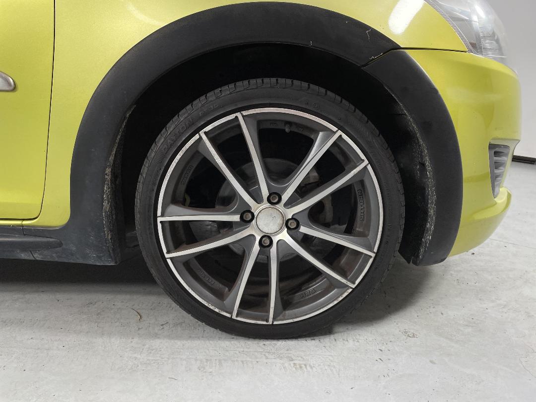 Photo '9' of Suzuki Swift