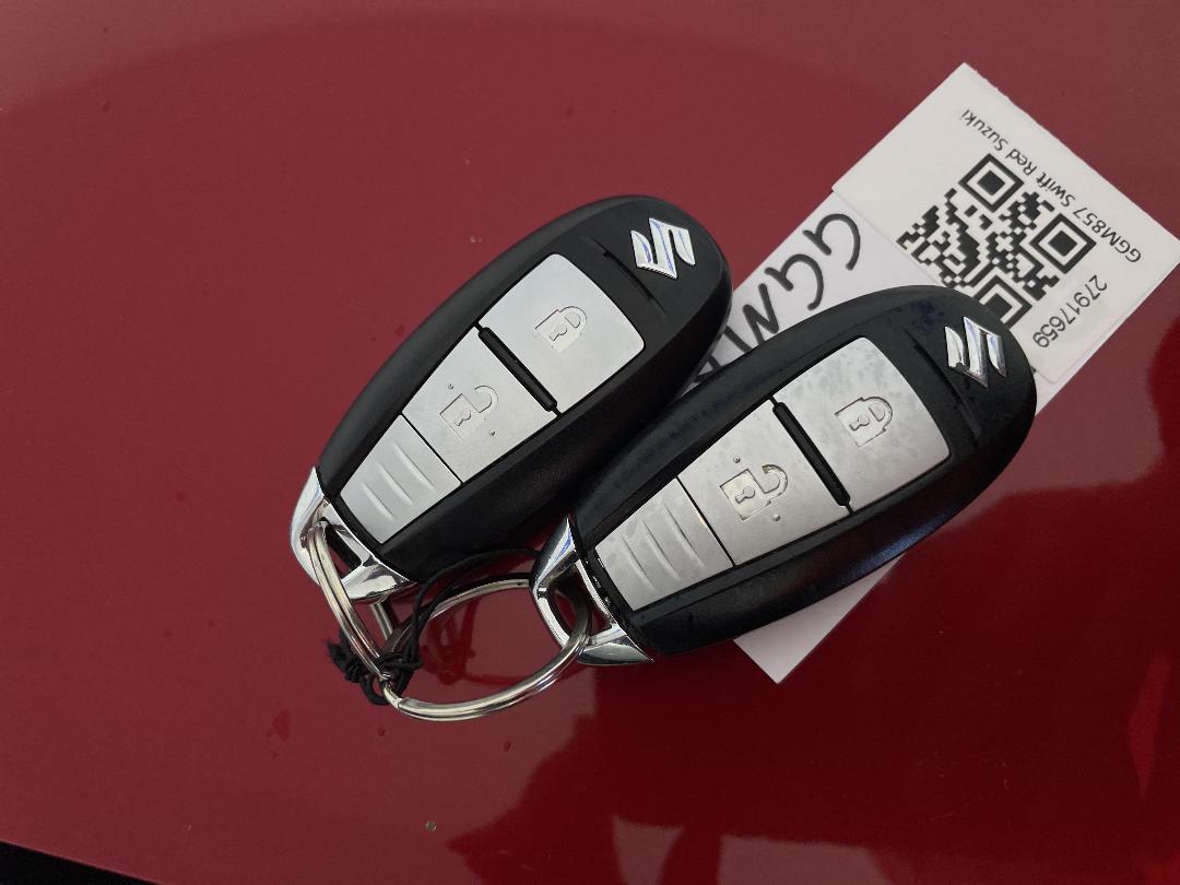 Photo '22' of Suzuki Swift