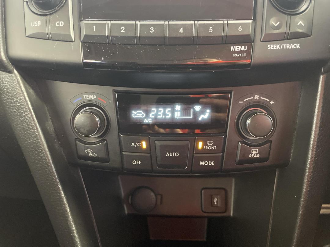 Photo '25' of Suzuki Swift