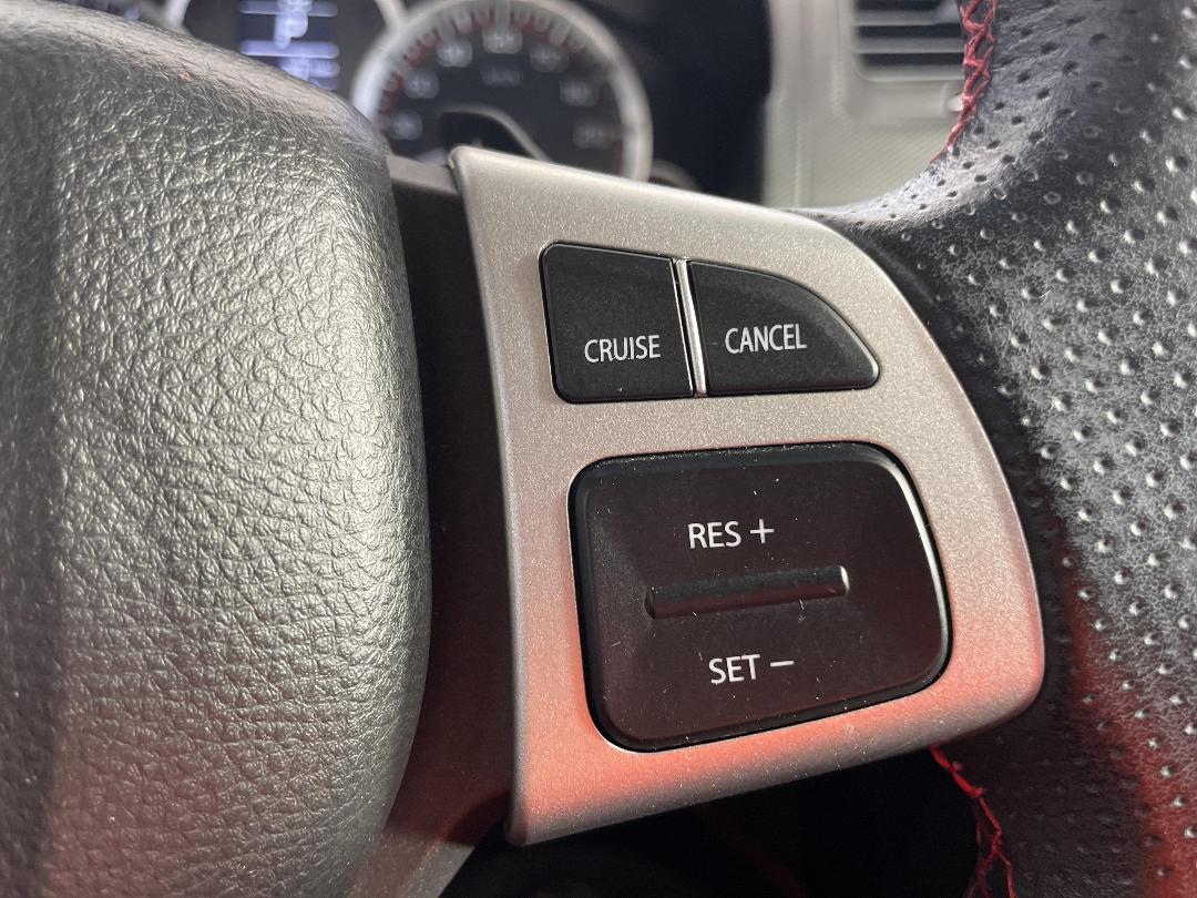 Photo '24' of Suzuki Swift