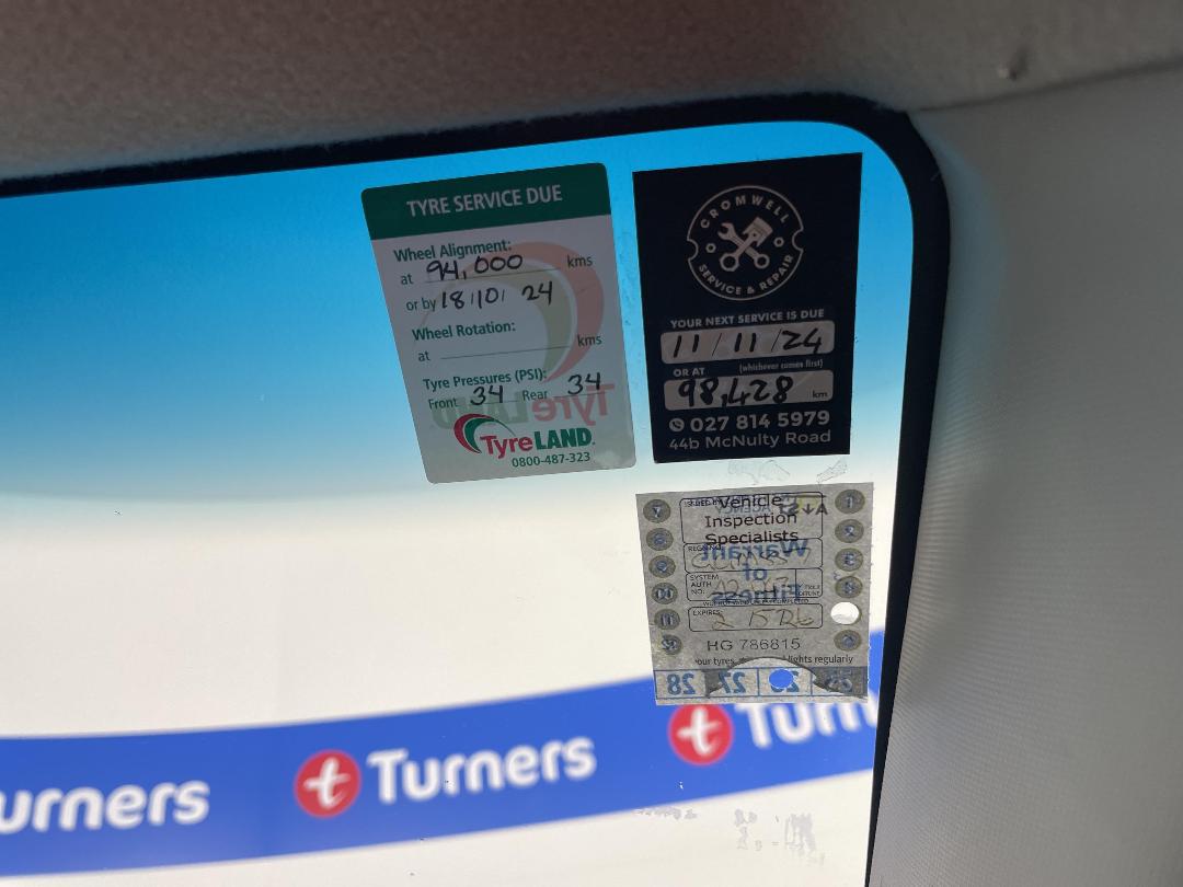 Photo '28' of Suzuki Swift