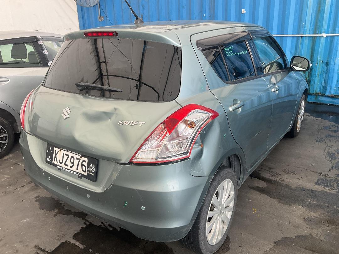 Photo '5' of Suzuki Swift