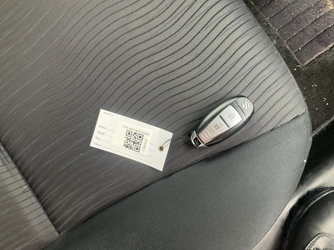 Photo '11' of Suzuki Swift