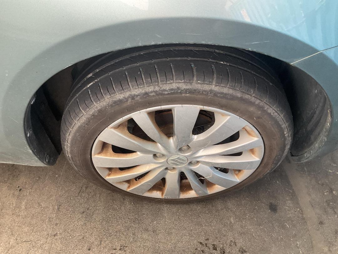 Photo '25' of Suzuki Swift