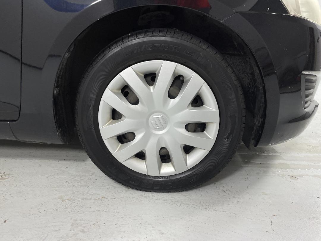 Photo '9' of Suzuki Swift