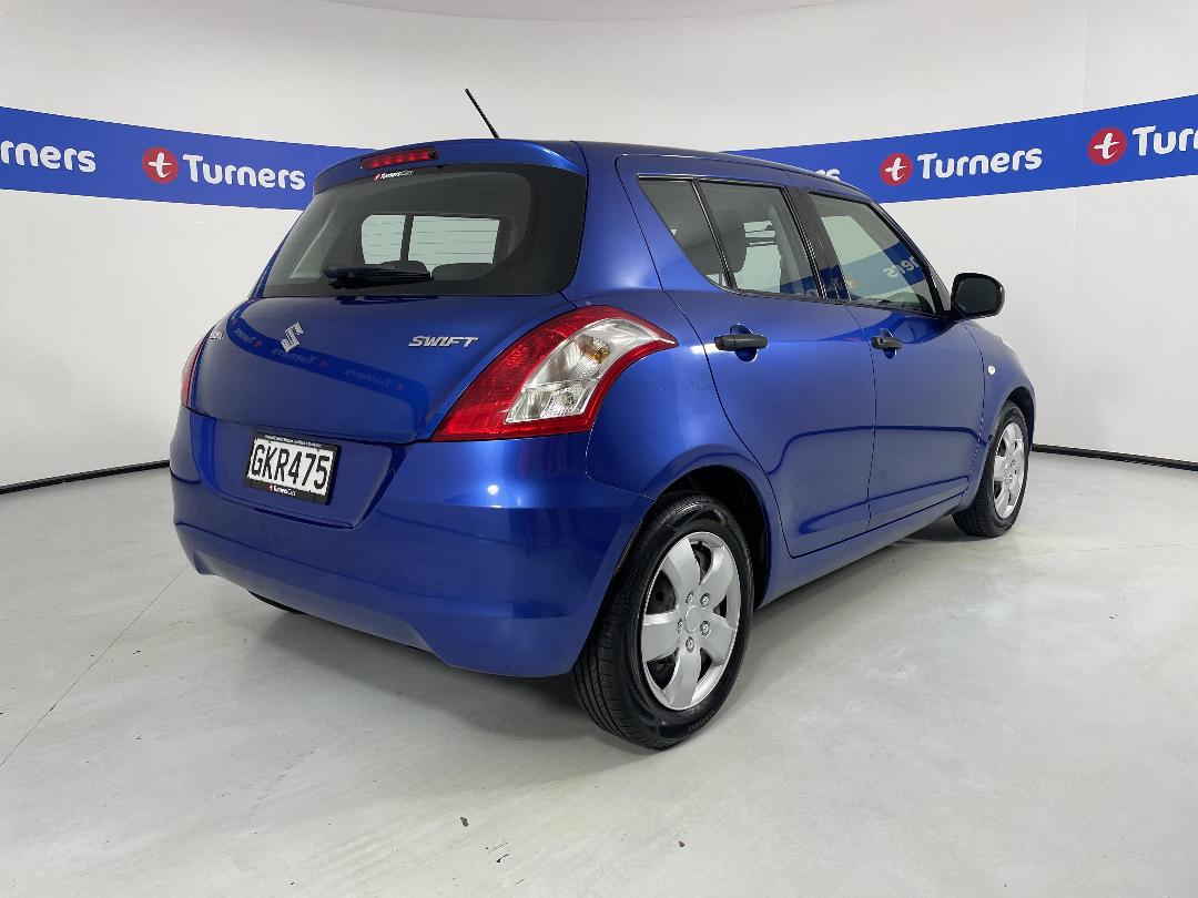 Photo '7' of Suzuki Swift