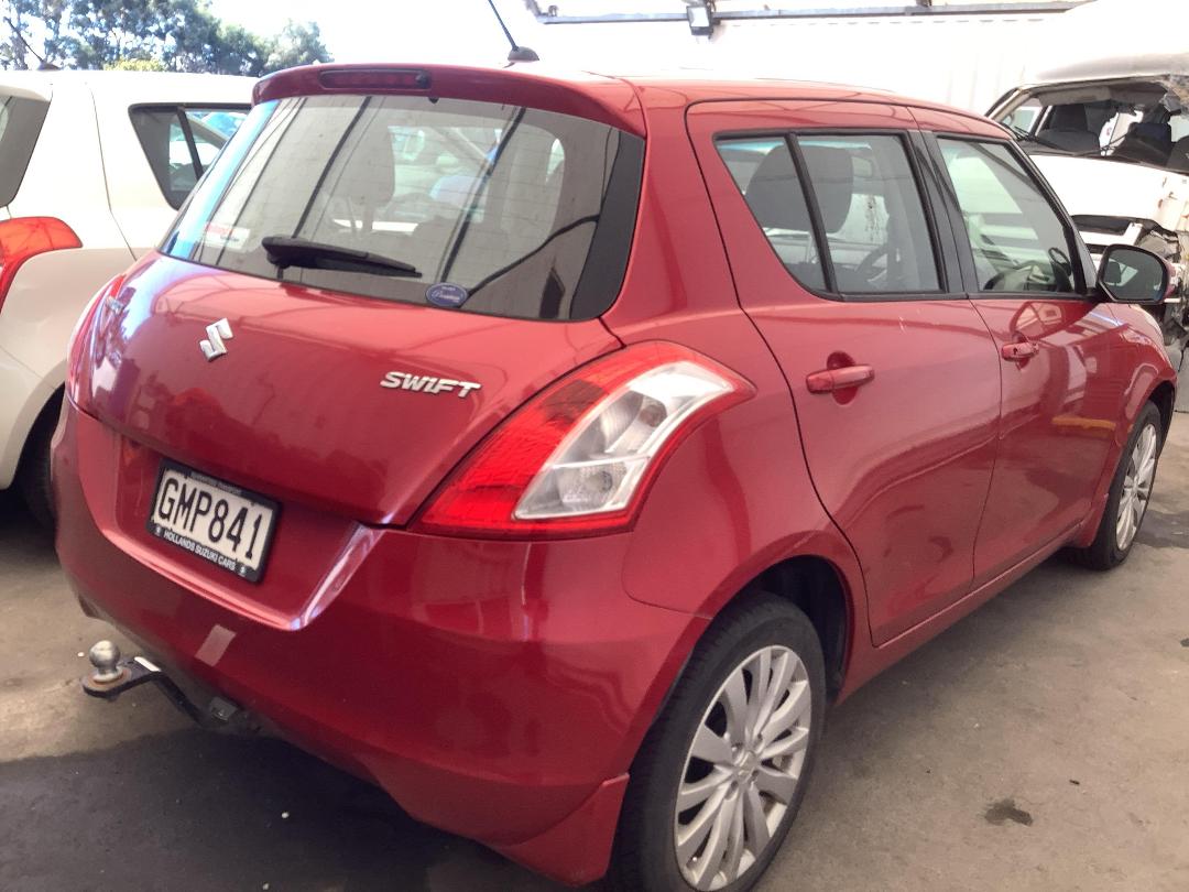 Photo '4' of Suzuki Swift Ltda