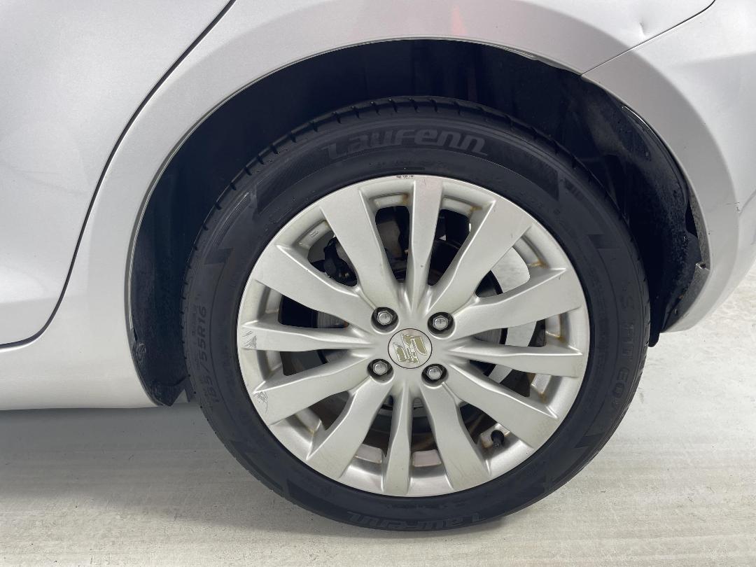 Photo '11' of Suzuki Swift