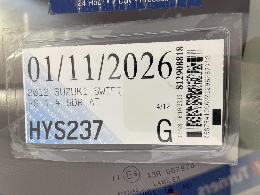 Photo '26' of Suzuki Swift