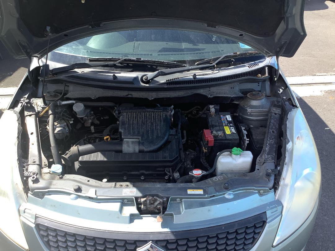 Photo '7' of Suzuki Swift