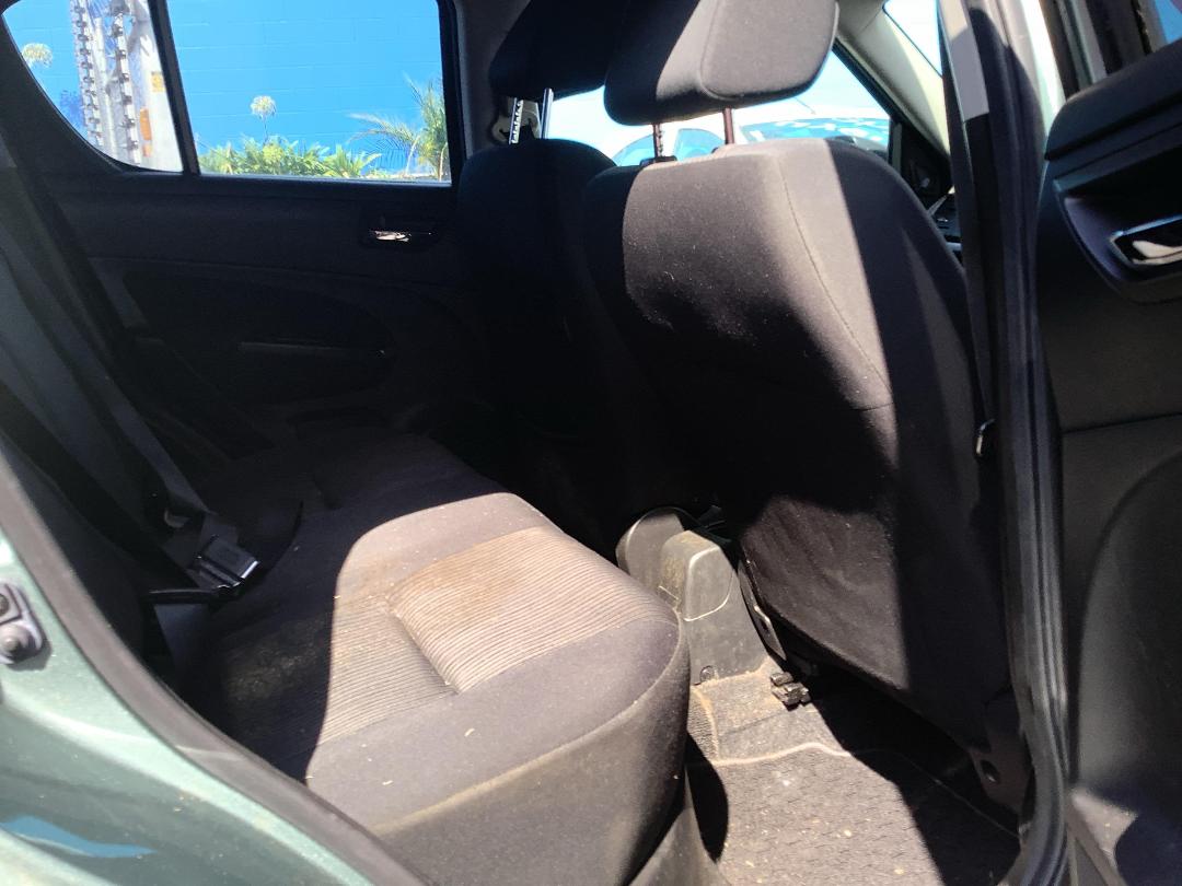 Photo '10' of Suzuki Swift