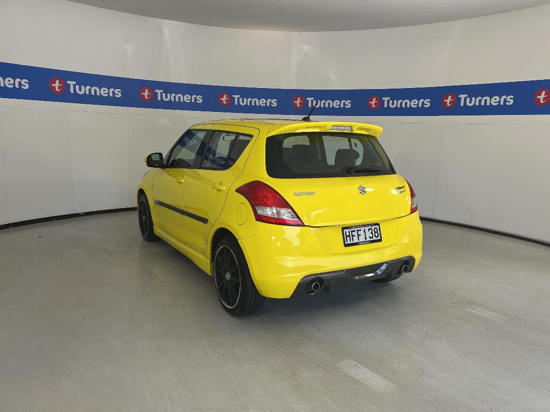 Photo '5' of Suzuki Swift