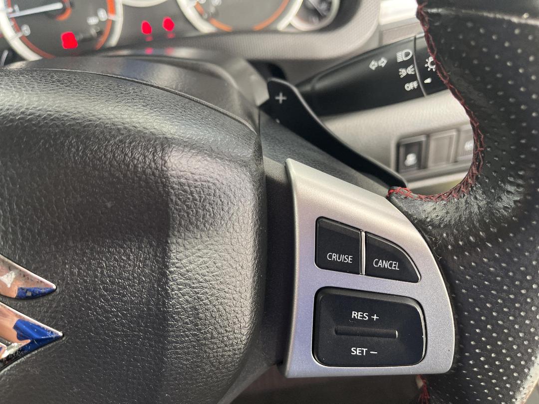 Photo '27' of Suzuki Swift