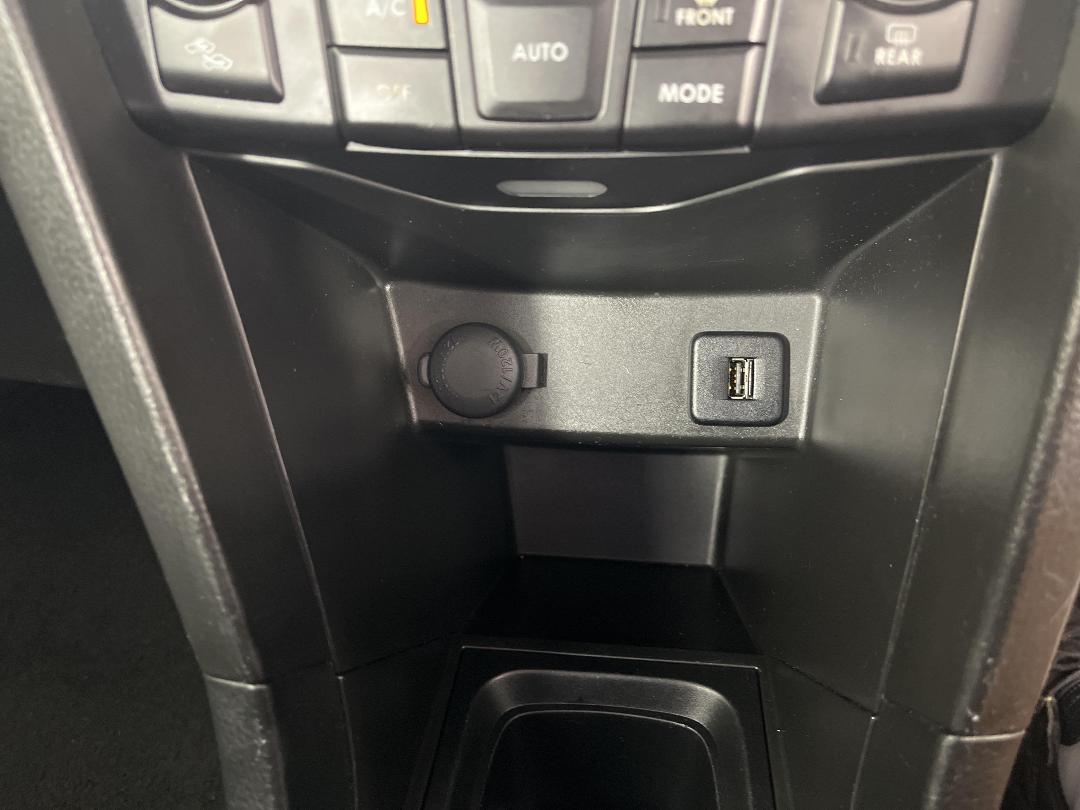 Photo '30' of Suzuki Swift