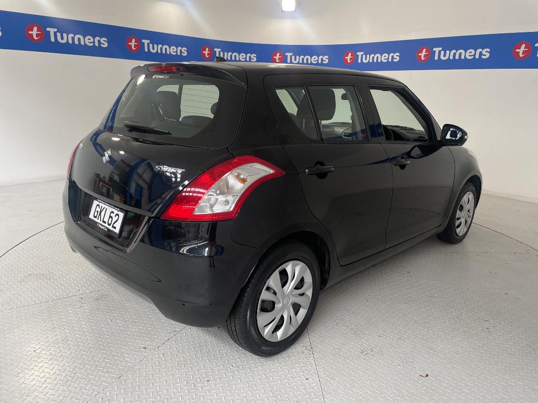 Photo '7' of Suzuki Swift Photo '7' of Suzuki Swift