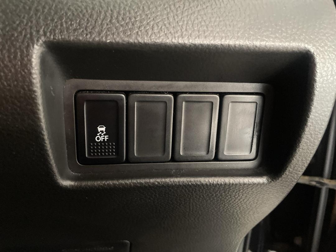 Photo '24' of Suzuki Swift Photo '24' of Suzuki Swift