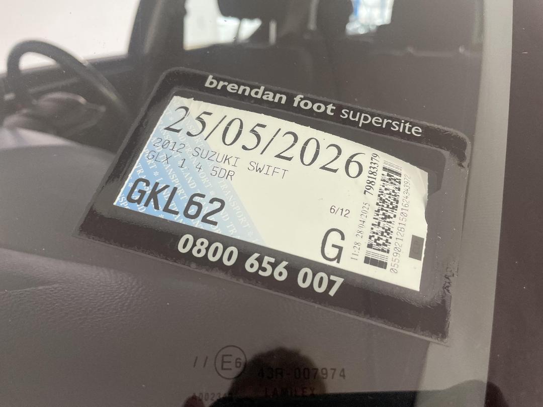 Photo '32' of Suzuki Swift Photo '32' of Suzuki Swift