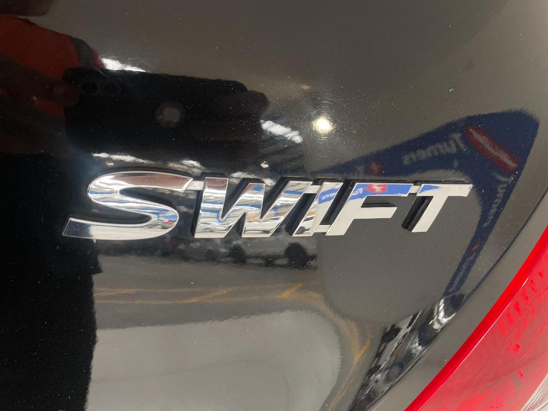 Photo '34' of Suzuki Swift Photo '34' of Suzuki Swift