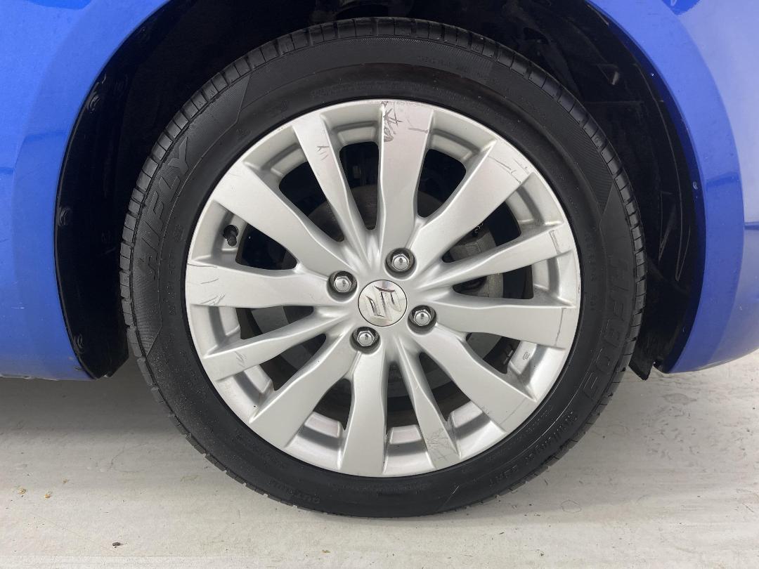 Photo '9' of Suzuki Swift Photo '9' of Suzuki Swift