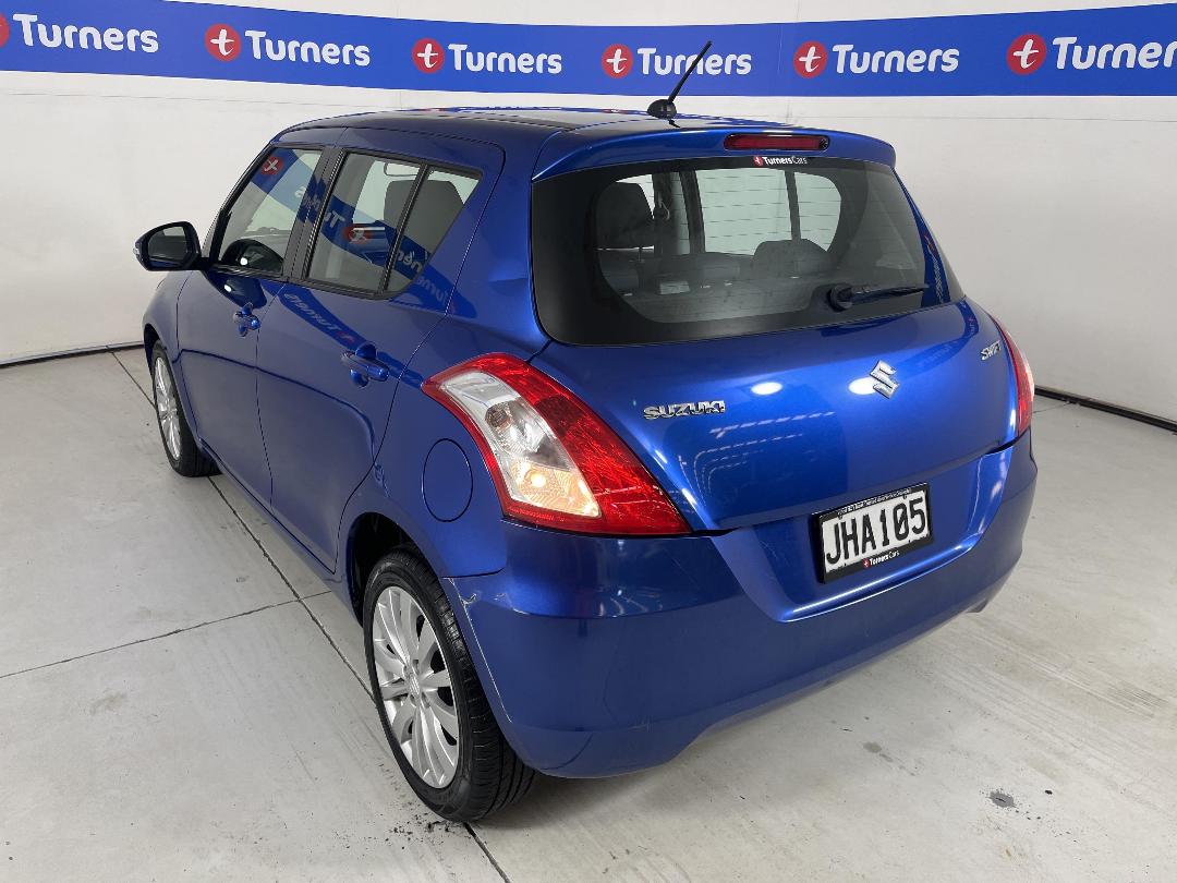 Photo '5' of Suzuki Swift Photo '5' of Suzuki Swift