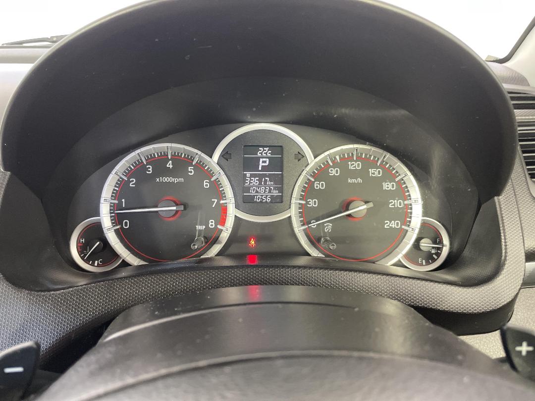 Photo '21' of Suzuki Swift