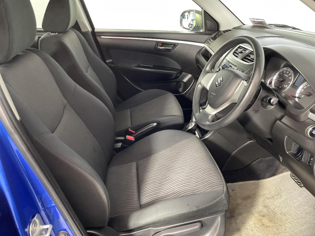 Photo '16' of Suzuki Swift Photo '16' of Suzuki Swift