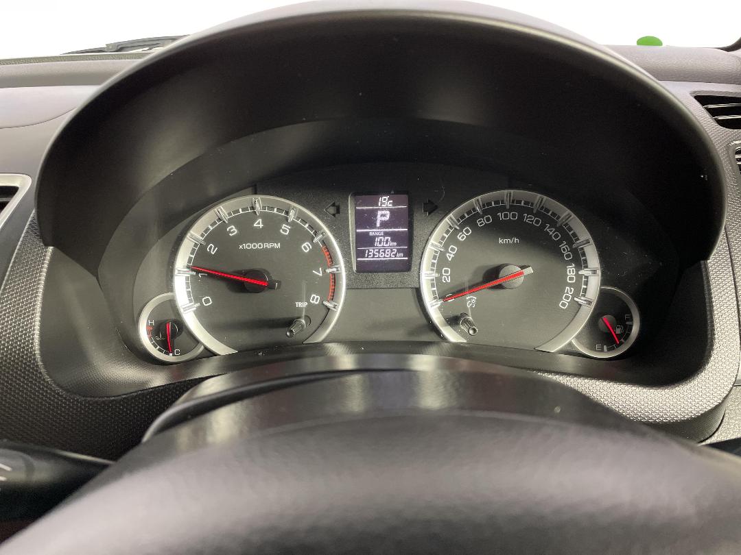 Photo '21' of Suzuki Swift Photo '21' of Suzuki Swift