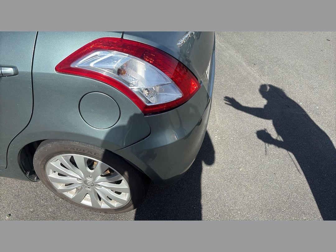 Photo '2' of Suzuki Swift RS