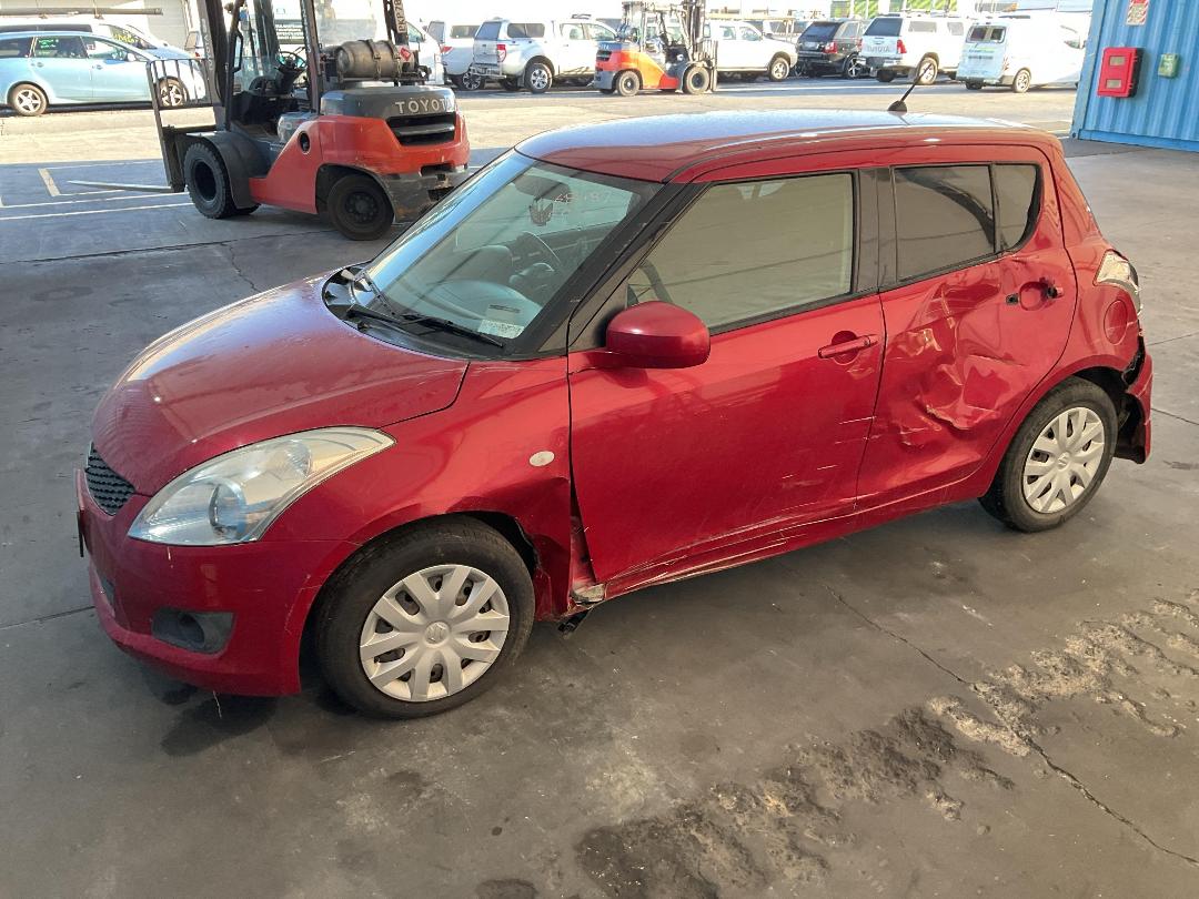 Photo '4' of Suzuki Swift