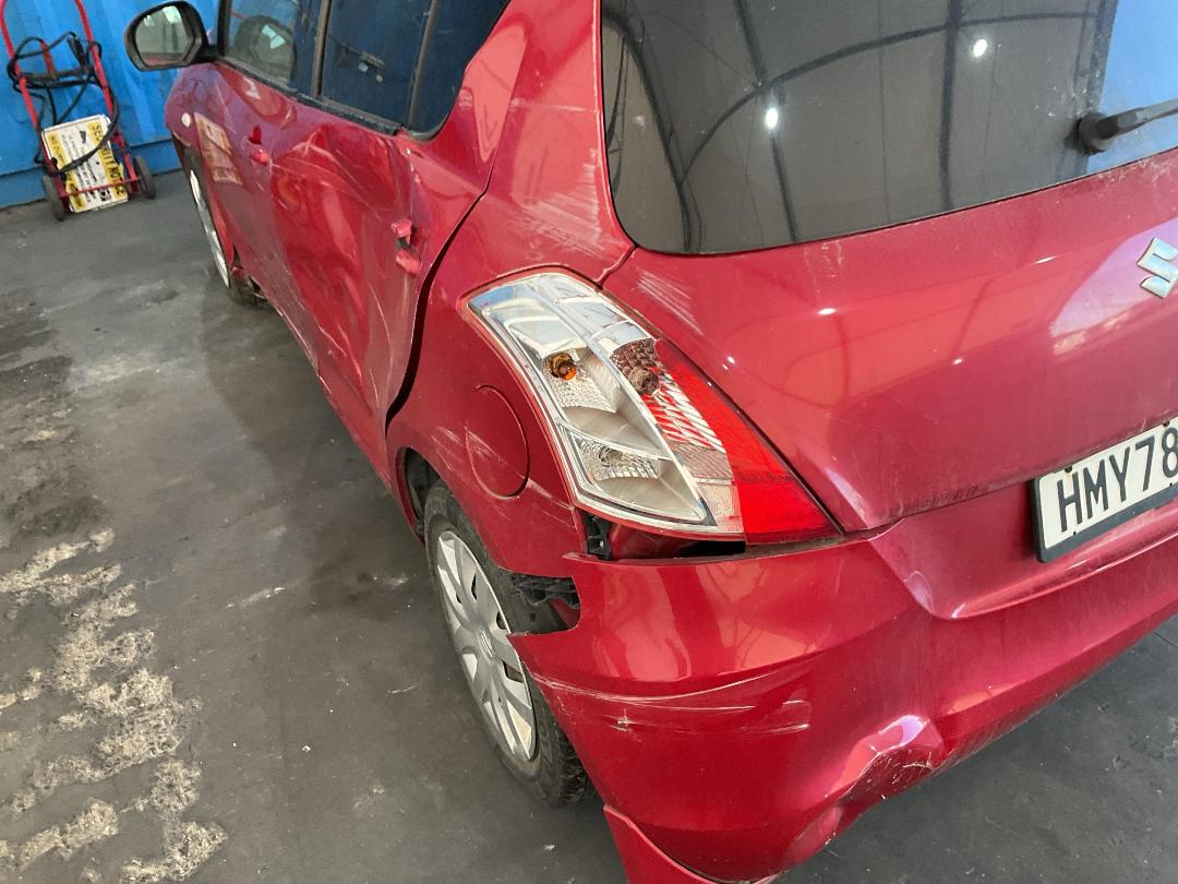 Photo '11' of Suzuki Swift