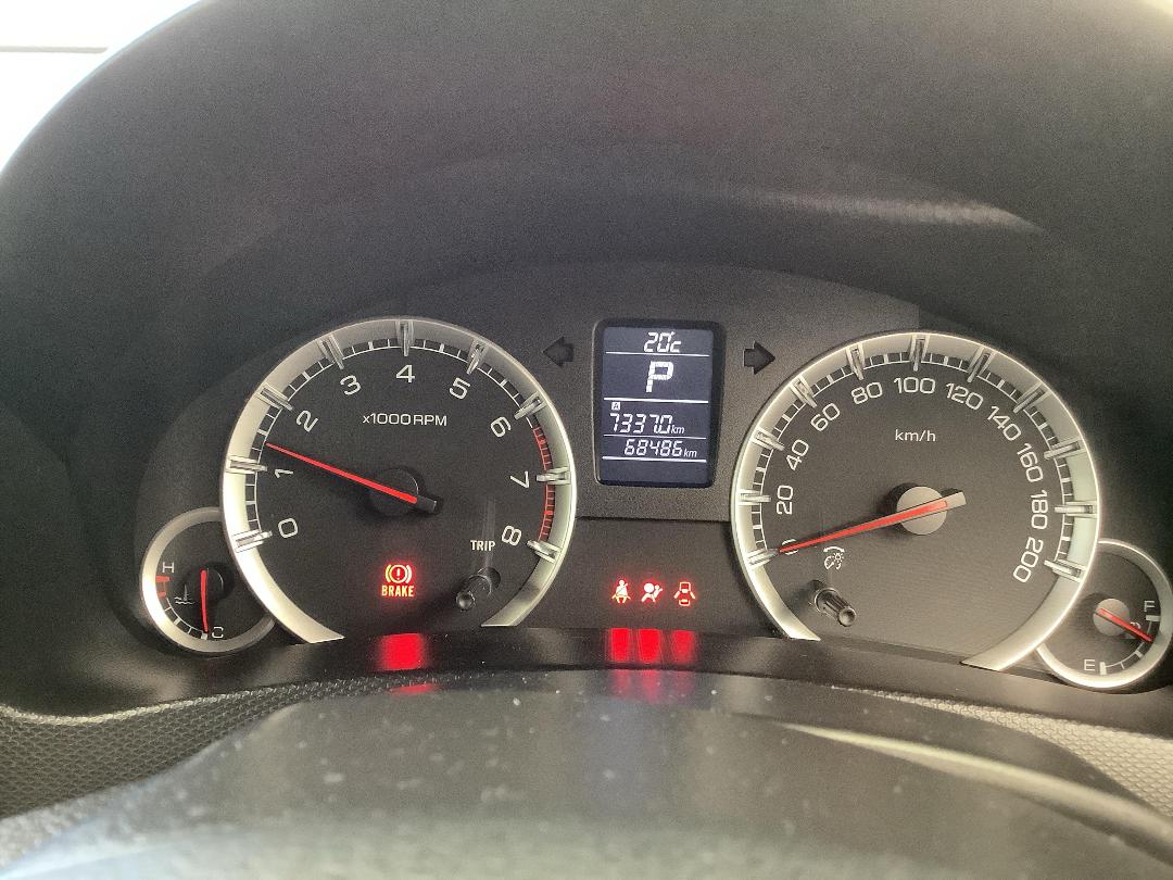 Photo '15' of Suzuki Swift