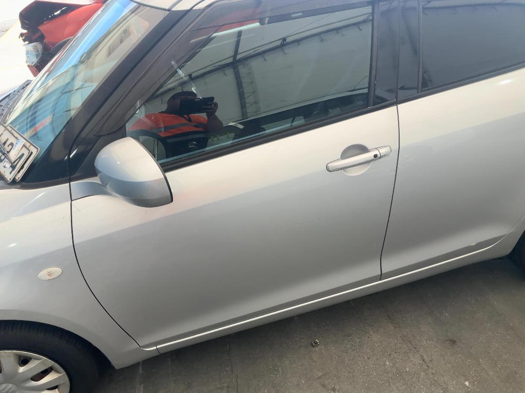 Photo '7' of Suzuki Swift Photo '7' of Suzuki Swift