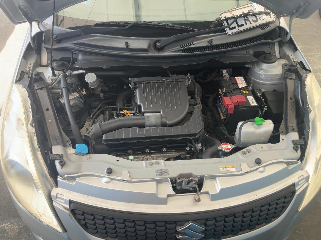 Photo '14' of Suzuki Swift Photo '14' of Suzuki Swift