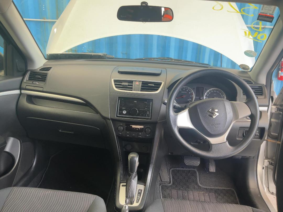 Photo '20' of Suzuki Swift Photo '20' of Suzuki Swift