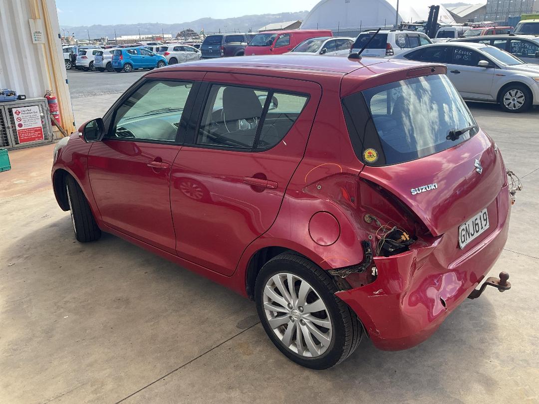 Photo '3' of Suzuki Swift Ltda