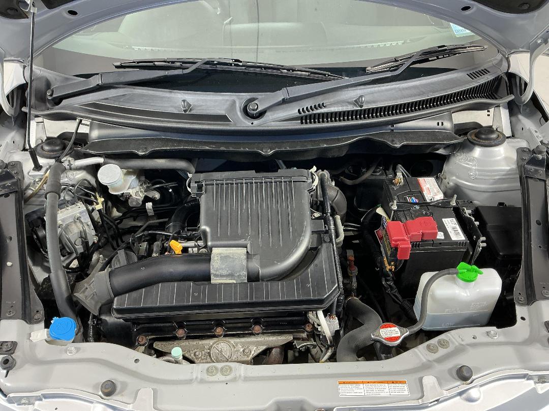 Photo '13' of Suzuki Swift Photo '13' of Suzuki Swift