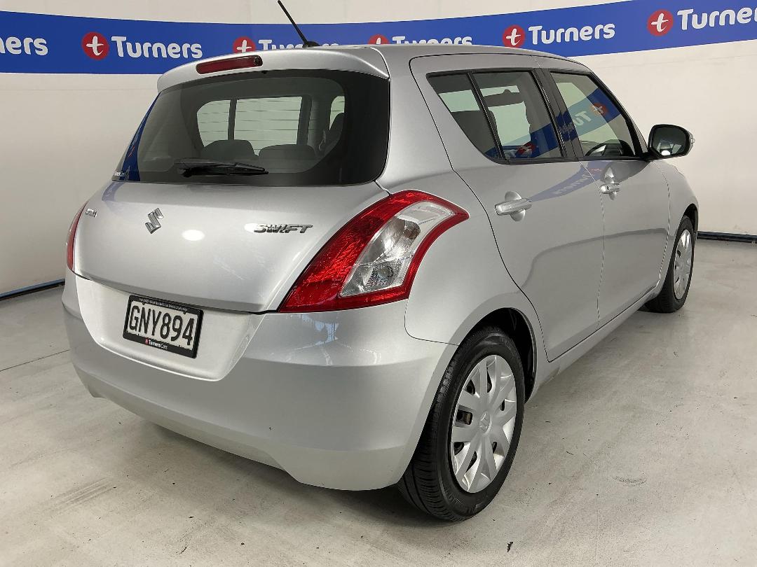 Photo '7' of Suzuki Swift Photo '7' of Suzuki Swift