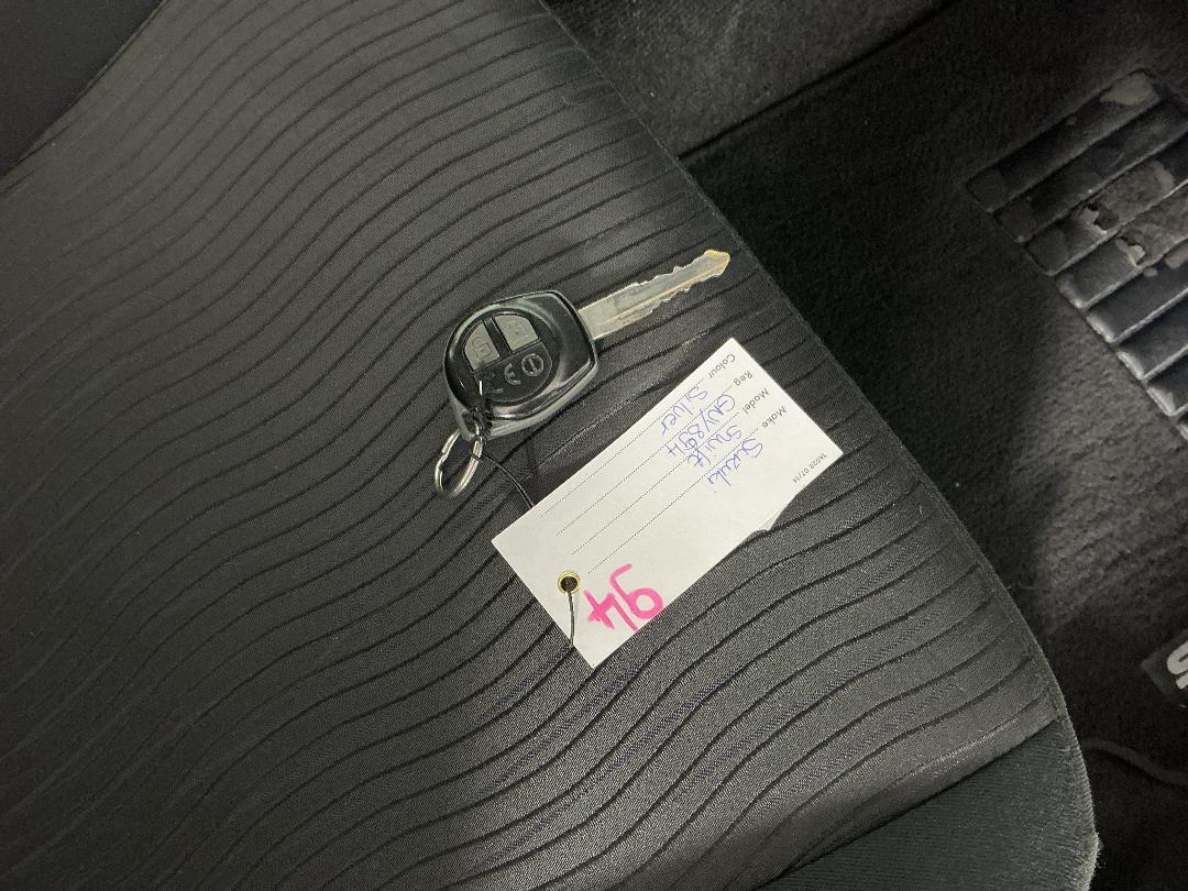 Photo '22' of Suzuki Swift Photo '22' of Suzuki Swift