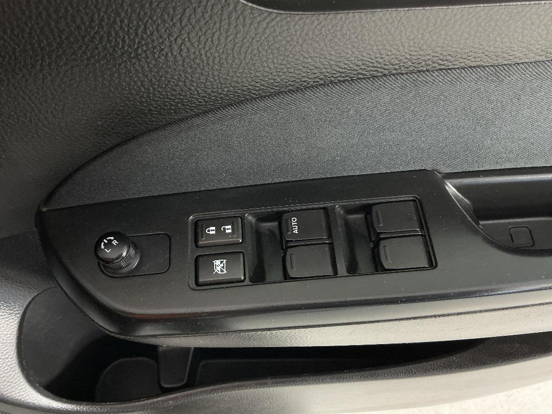 Photo '24' of Suzuki Swift Photo '24' of Suzuki Swift