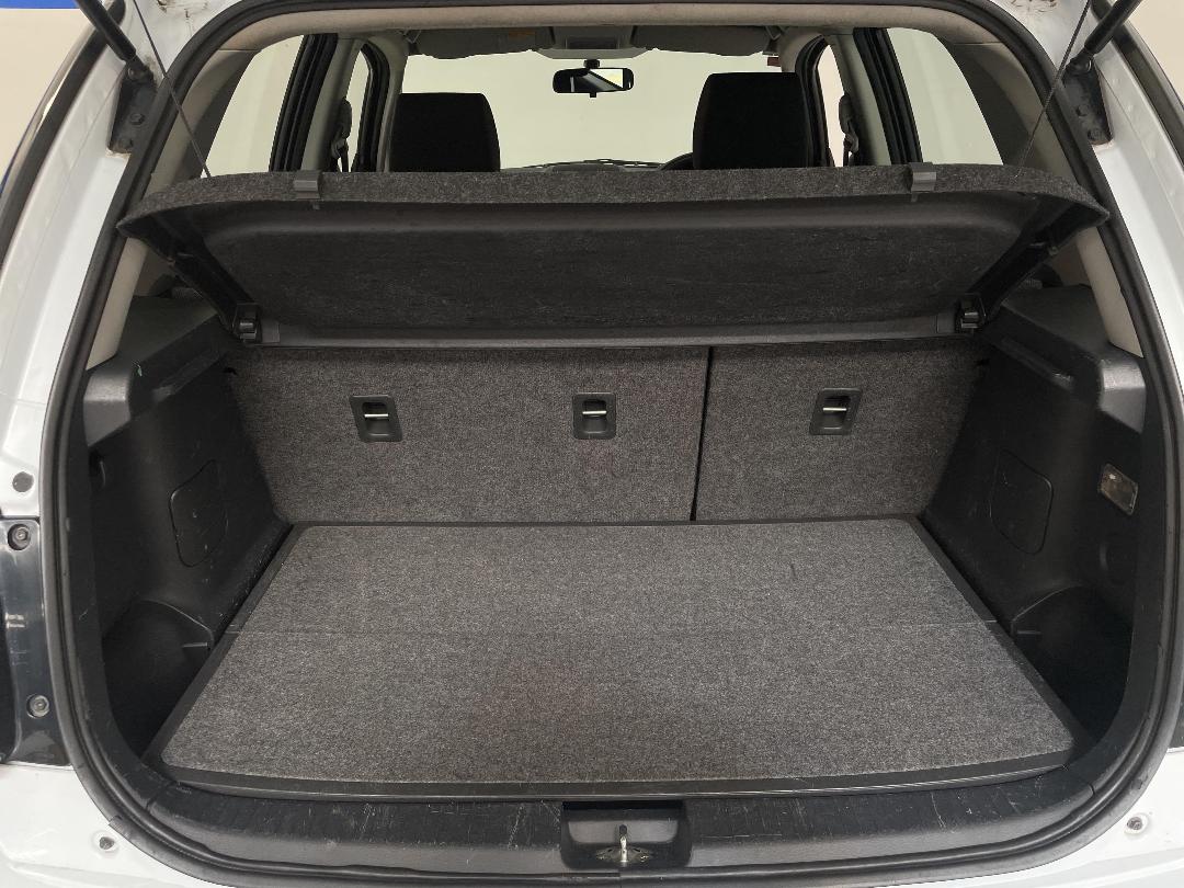 Photo '14' of Suzuki SX4 Photo '14' of Suzuki SX4