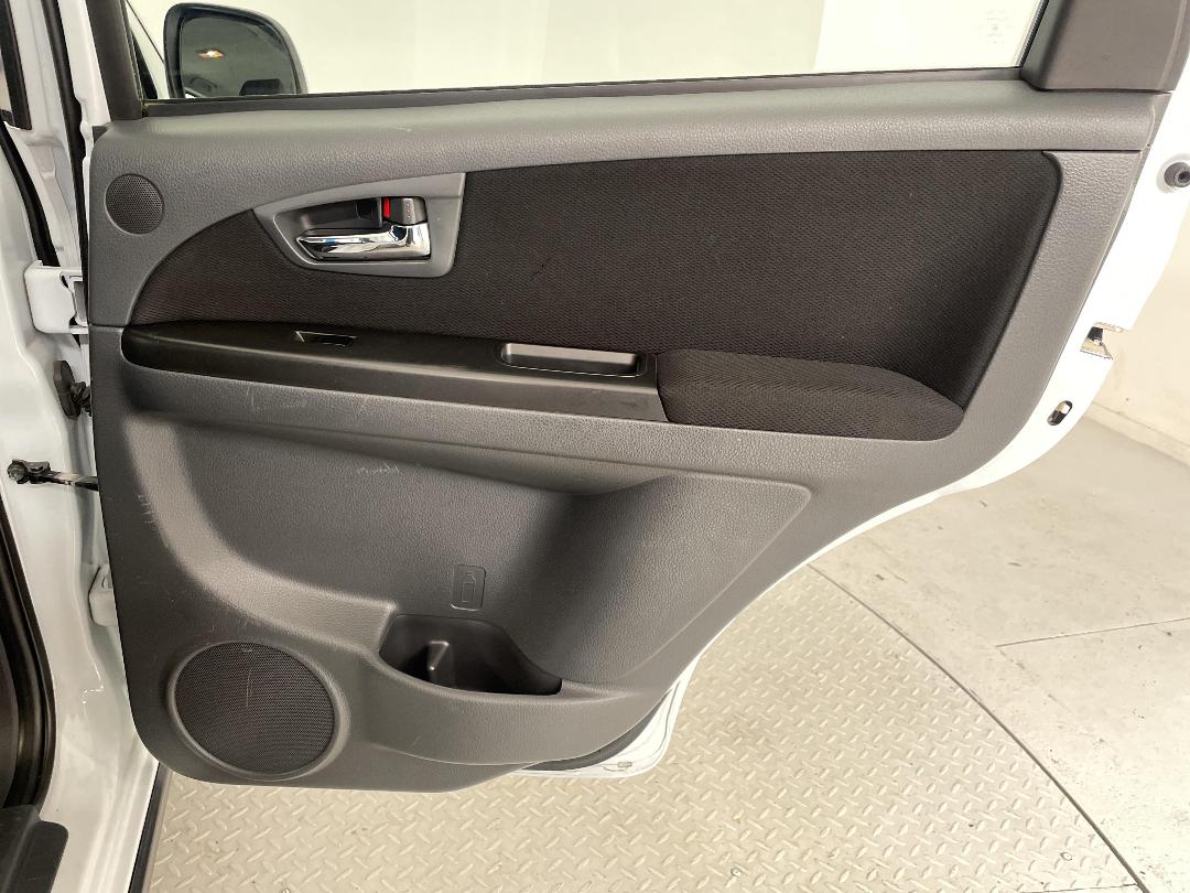 Photo '19' of Suzuki SX4 Photo '19' of Suzuki SX4