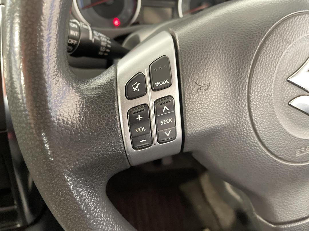 Photo '25' of Suzuki SX4 Photo '25' of Suzuki SX4