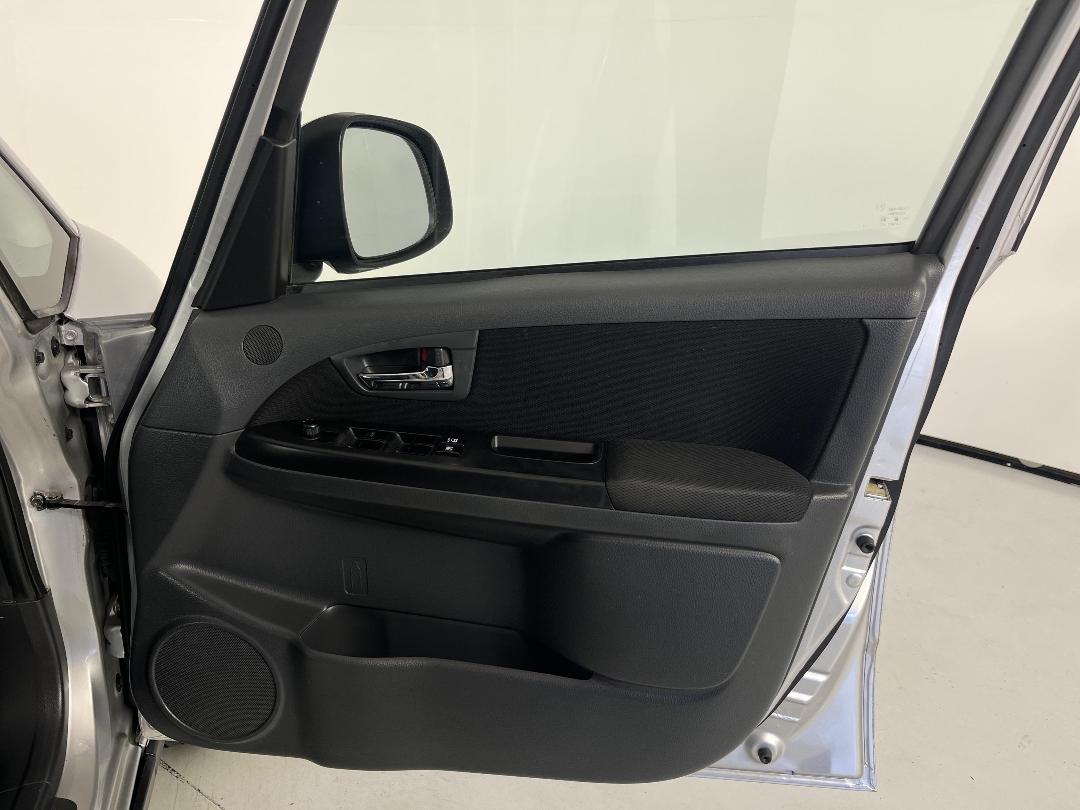 Photo '15' of Suzuki SX4