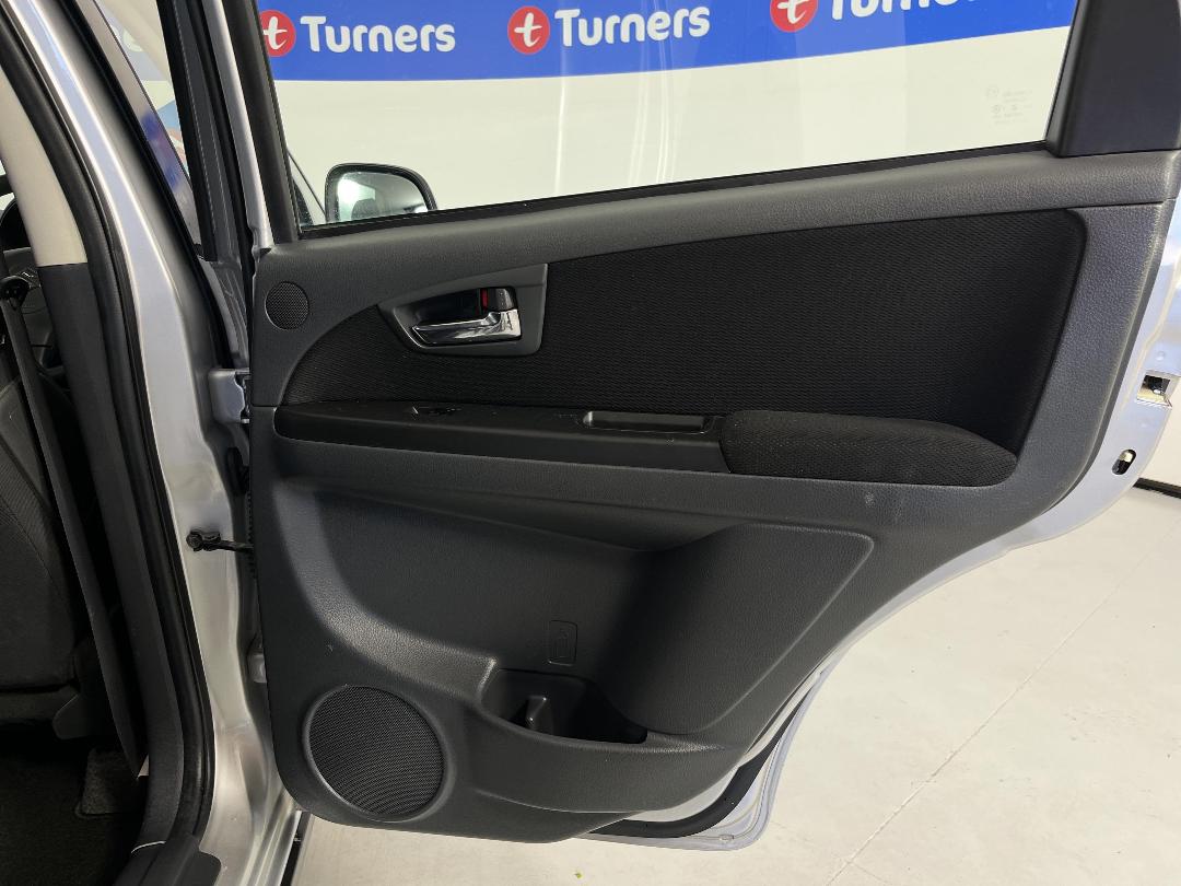 Photo '19' of Suzuki SX4