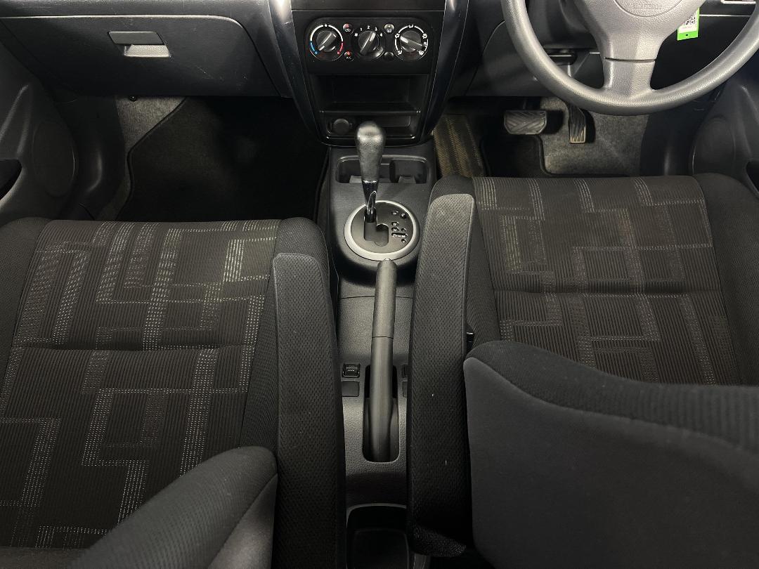 Photo '18' of Suzuki SX4