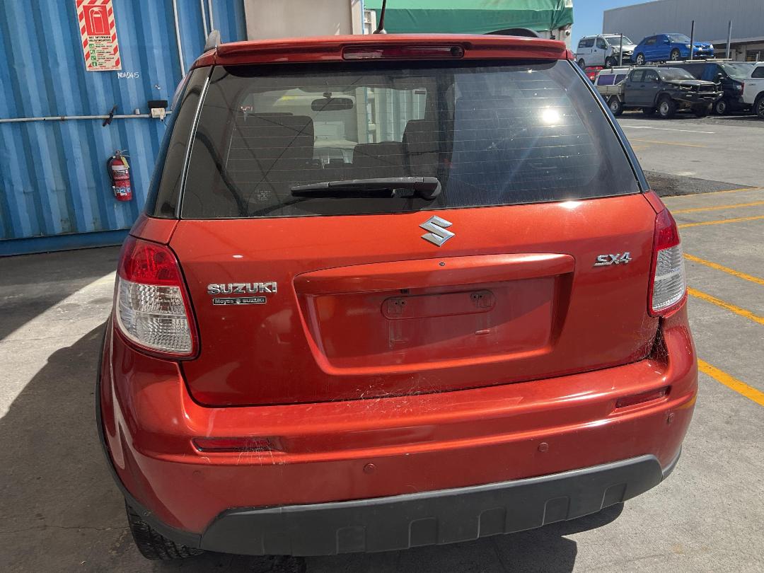 Photo '16' of Suzuki SX4 Glxfcb